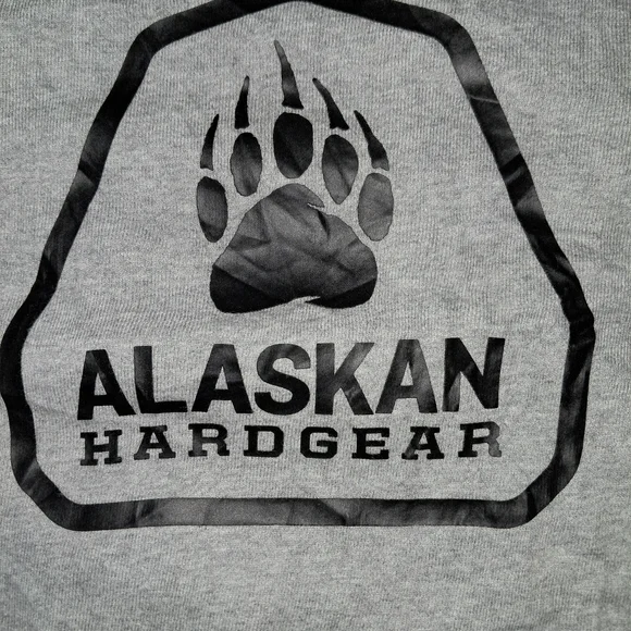 Alaskan Hardgear Duluth Trading Company Gray Men's Crewneck Sweatshirt - Picture 2 of 5